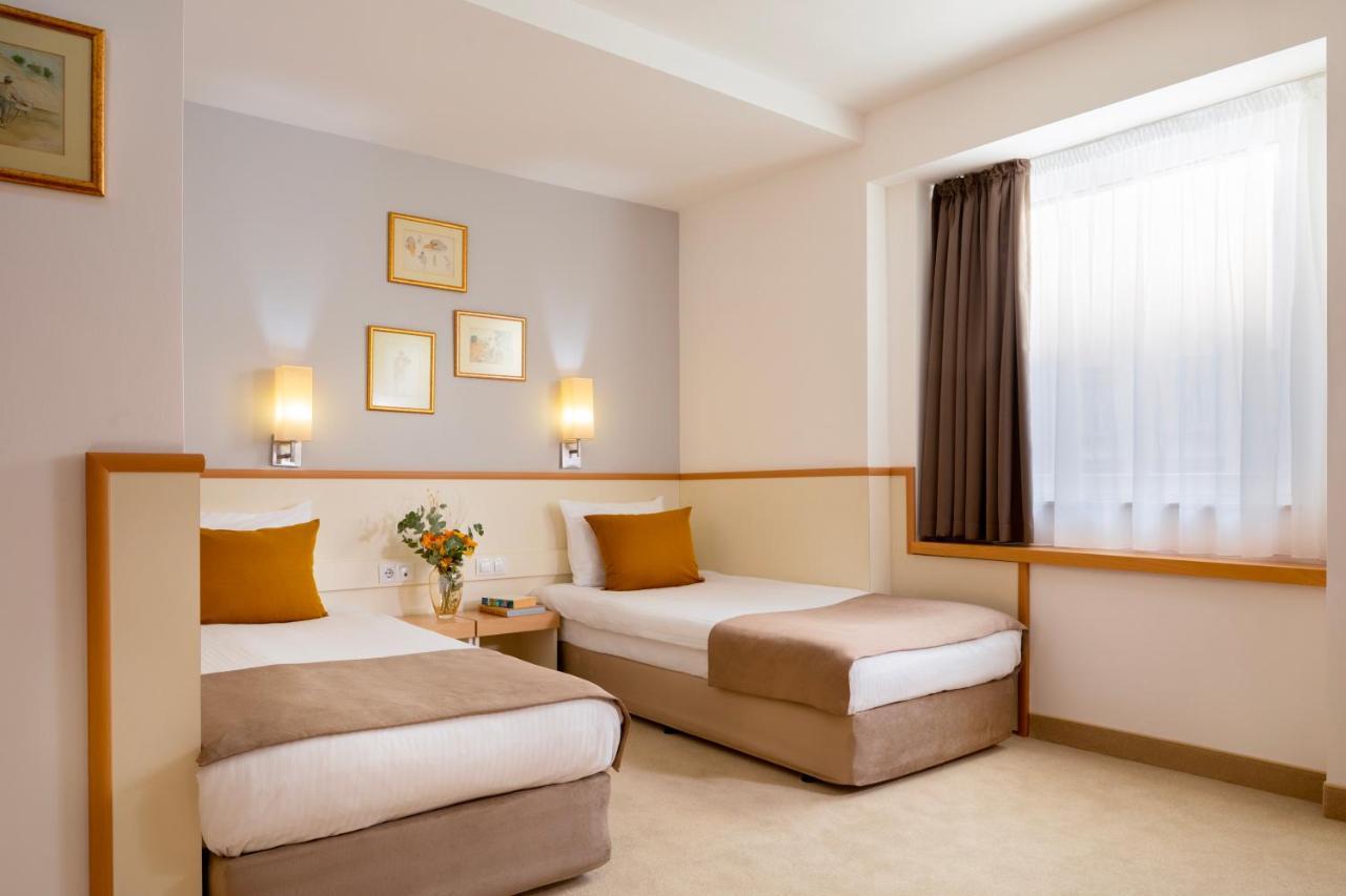Arte Sofia Hotel Exterior photo
